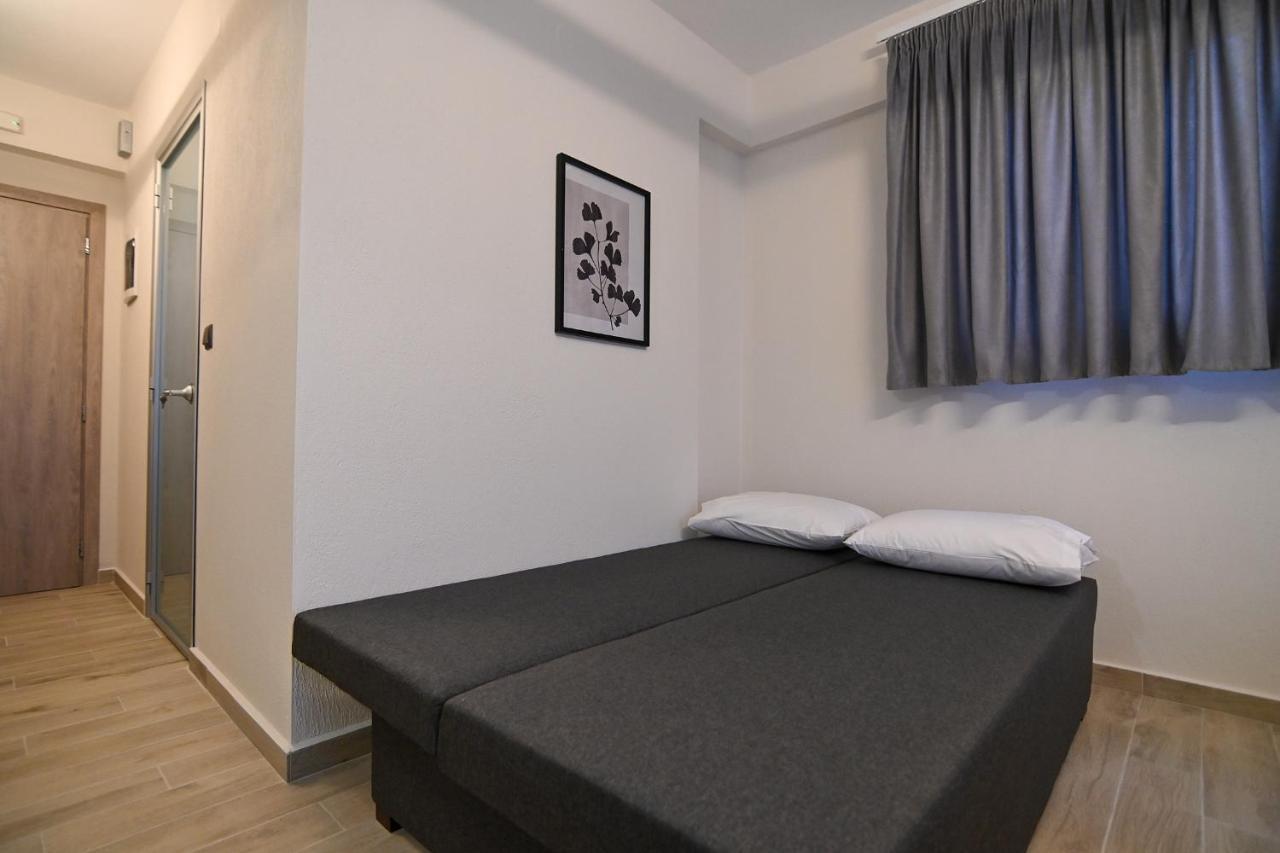 Armonia Luxury Suites Vrasná 외부 사진