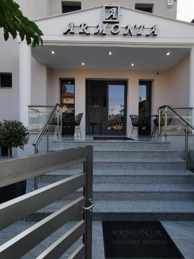 Armonia Luxury Suites Vrasná 외부 사진