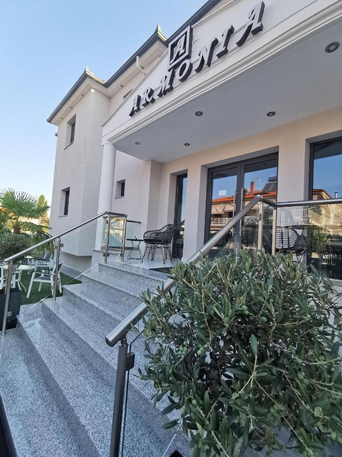 Armonia Luxury Suites Vrasná 외부 사진